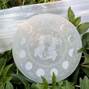 Selenite charging block